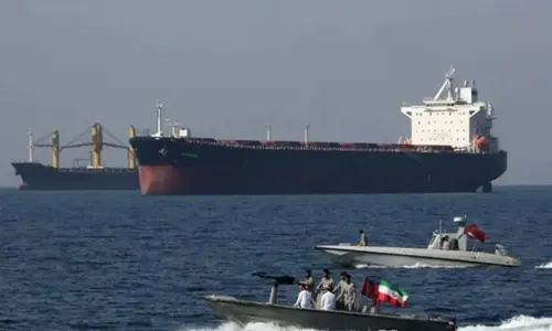 Kabar Baik Bagi Pelayaran Global, Iran Telah Setuju Tak Pungut Tol Di Selat Hormuz